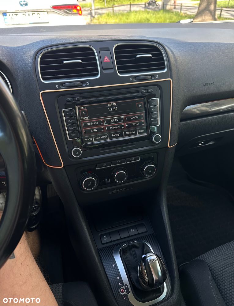 Volkswagen Golf - 11