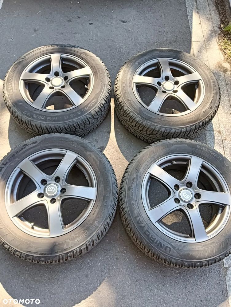 SsangYong/KGM Tivoli - 24