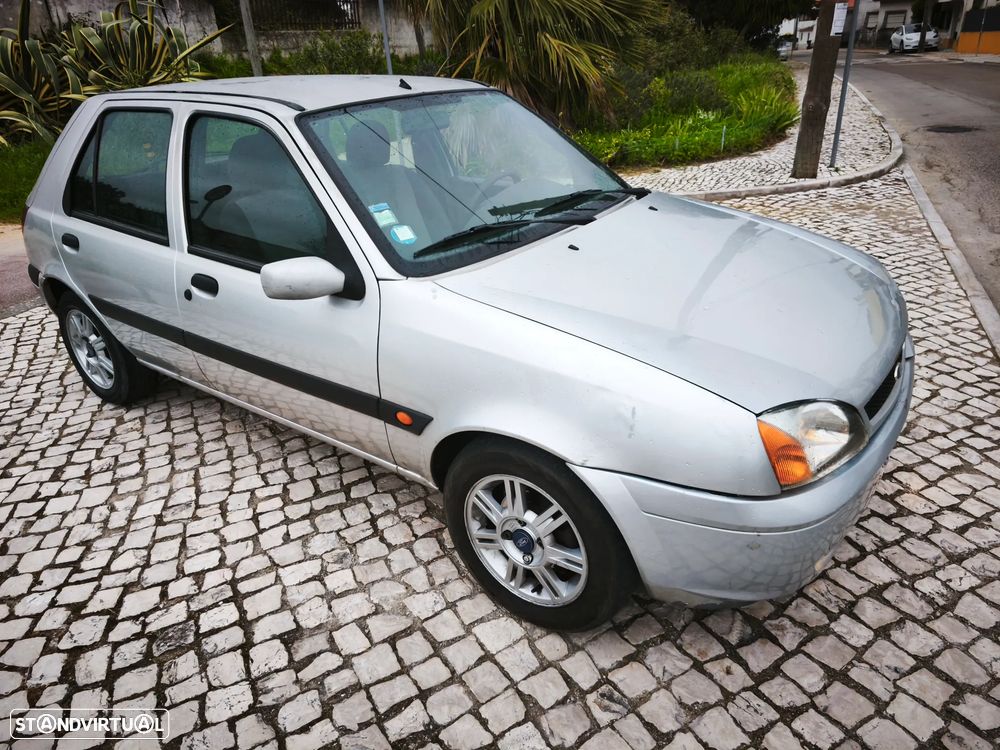 Ford Fiesta 1.8 TDdi Techno - 27