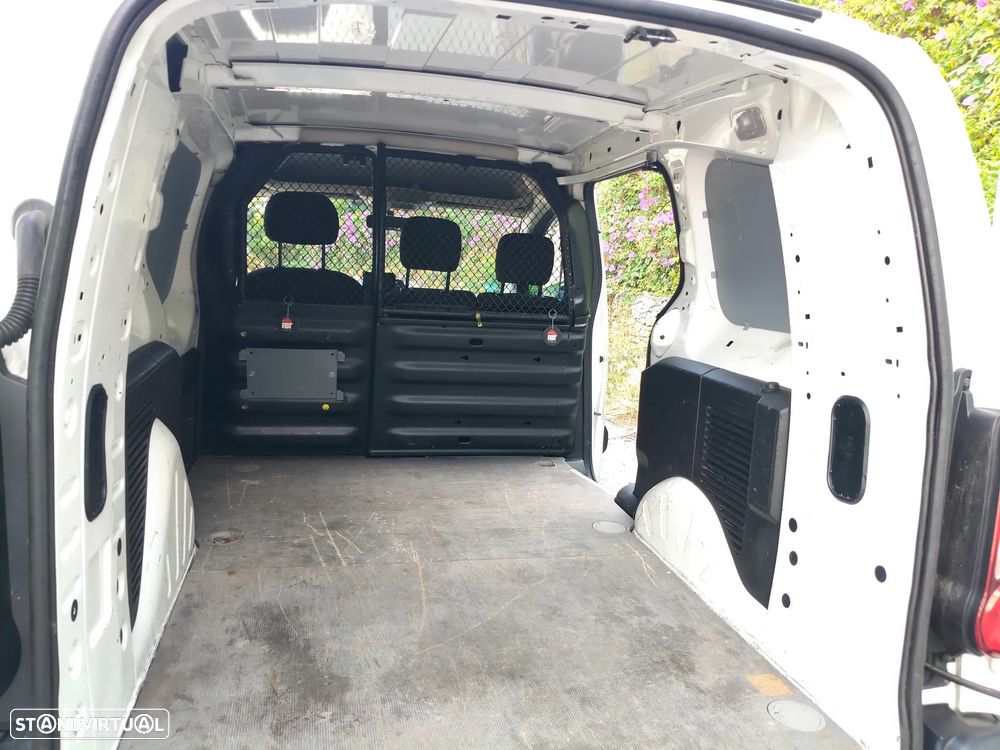 Citroën Berlingo L2 (Longa) - 1.6 HDI - 3lugares - 9