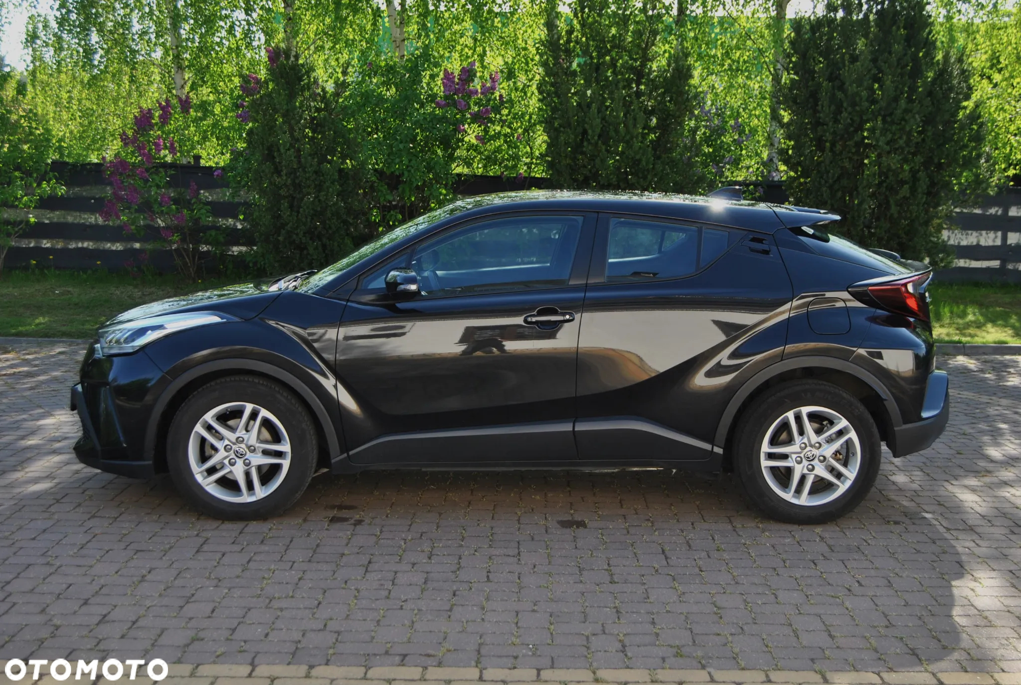 Toyota C-HR Hybrid Style Selection - 21