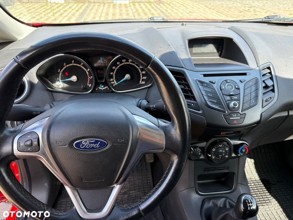 Ford Fiesta 1.25 Celebration - 7