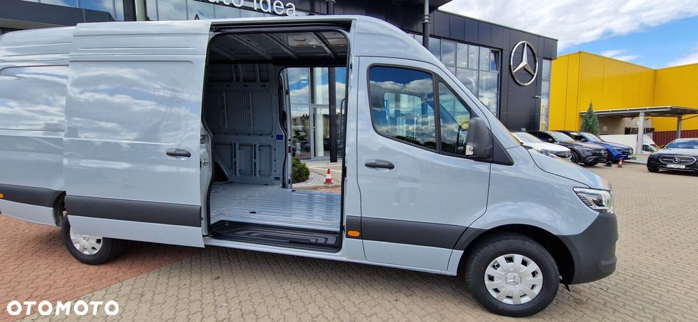 Mercedes-Benz Sprinter Sprinter - 4