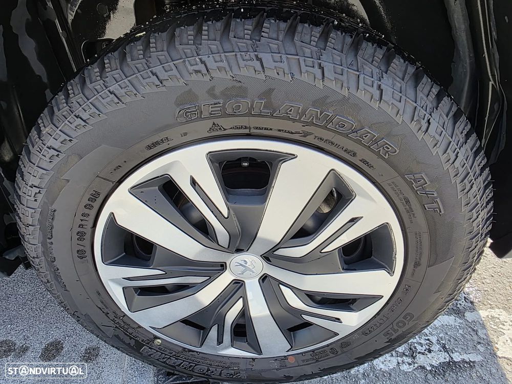 Peugeot 2008 1.2 PureTech Active - 5