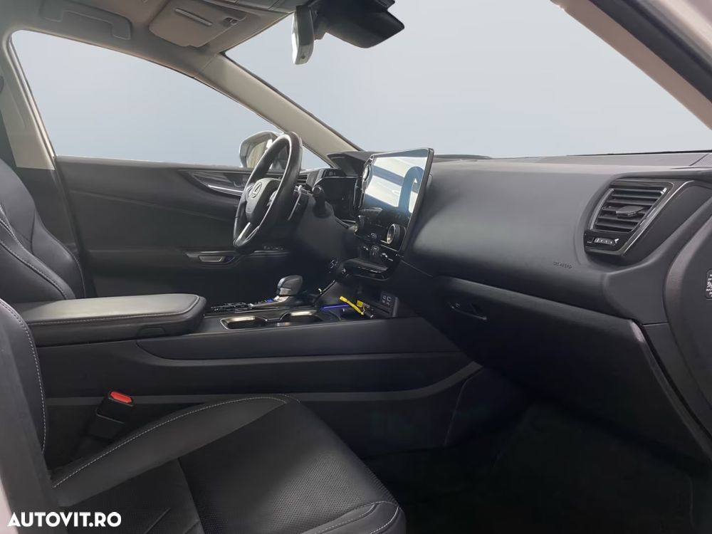 Lexus Seria NX 450h+ E-FOUR Executive Line - 22