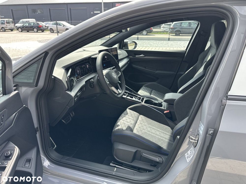 Volkswagen Golf Variant - 29