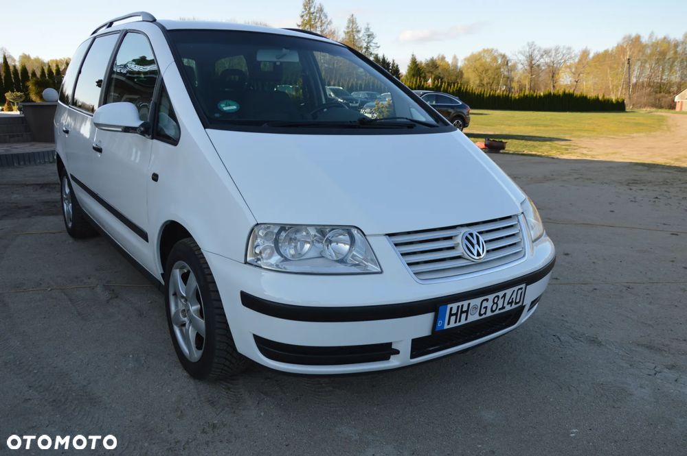 Volkswagen Sharan 1.9 TDI Trendline - 11