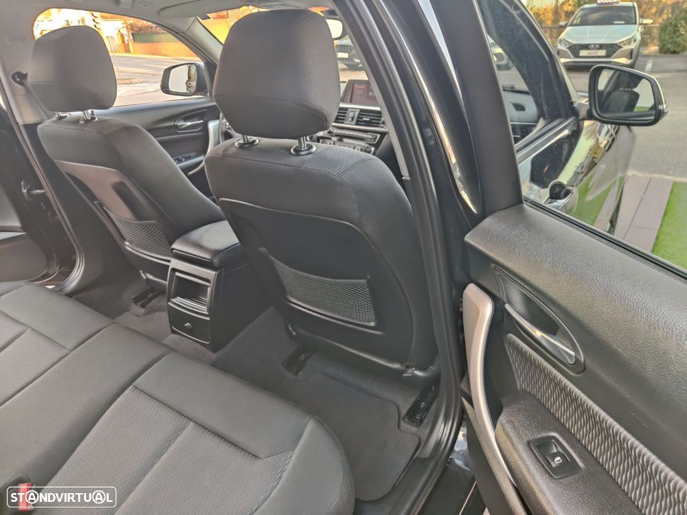 BMW 116 d Advantage Auto - 26