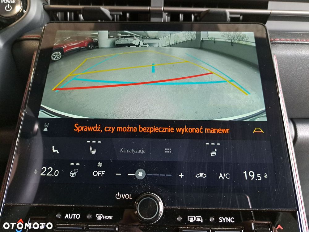Lexus LBX 1.5 Hybrid Emotion - 24