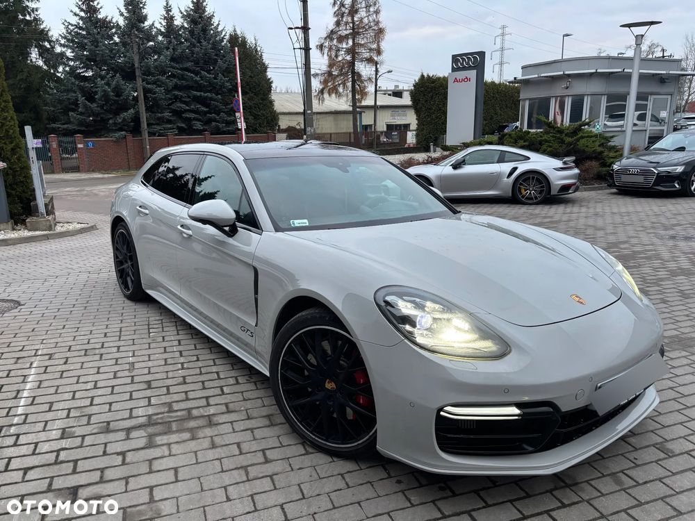 Porsche Panamera GTS GPF Sport Turismo - 1