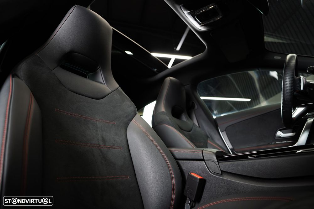 Mercedes-Benz CLA 250 e Shooting Brake AMG Line - 61