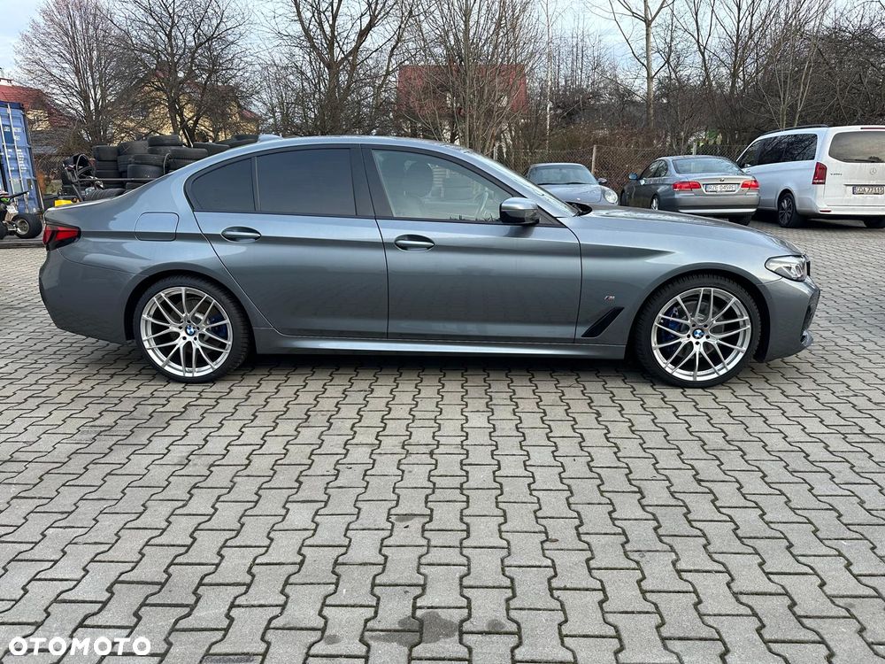 BMW Seria 5 520d xDrive - 6