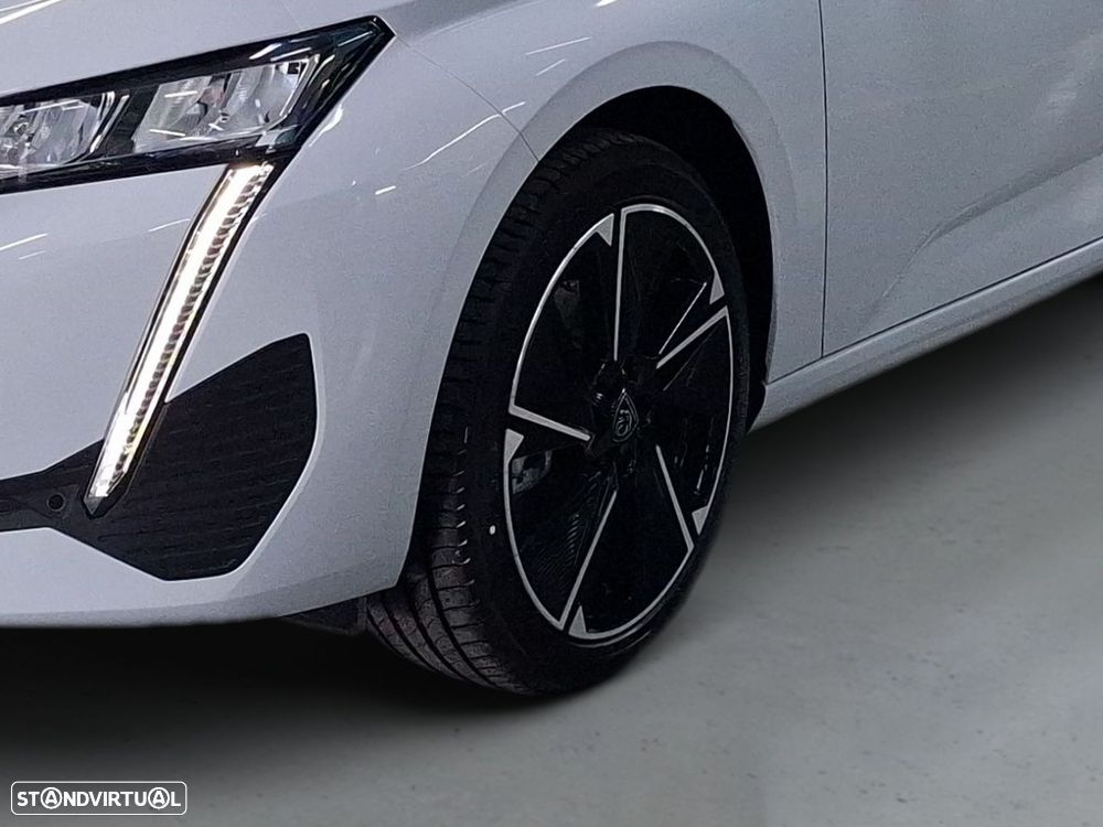 Peugeot e-308 54 kWh Allure - 4