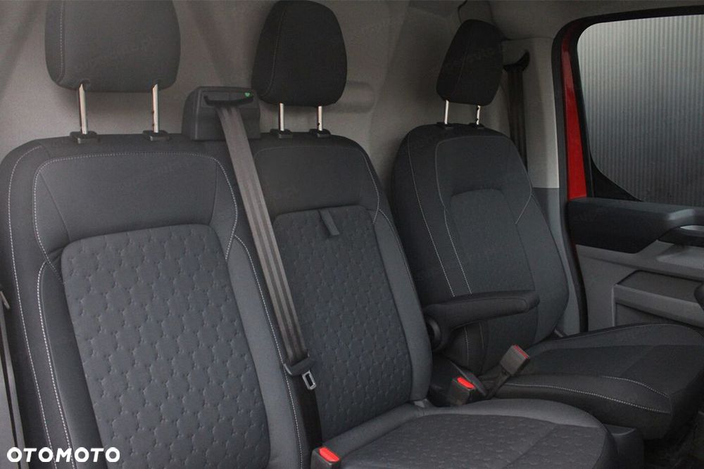 Ford Transit Custom 320 L2H1 Limited A8 2.0 170KM - 11