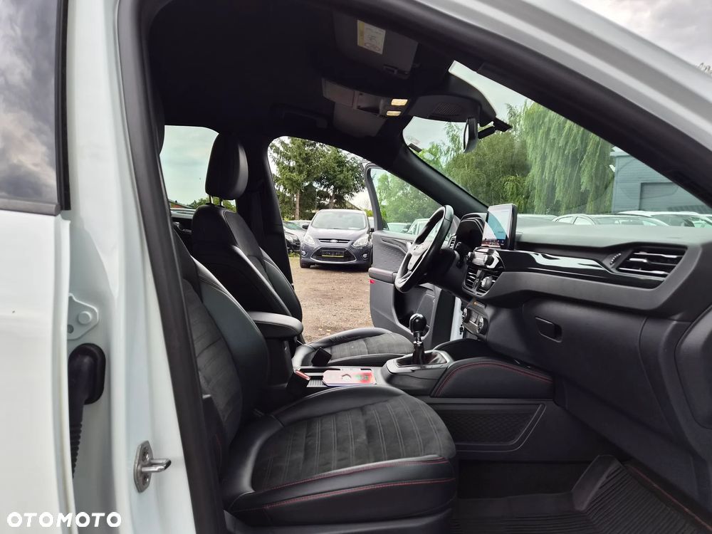 Ford Kuga 2.0 EcoBlue Hybrid ST-LINE - 25