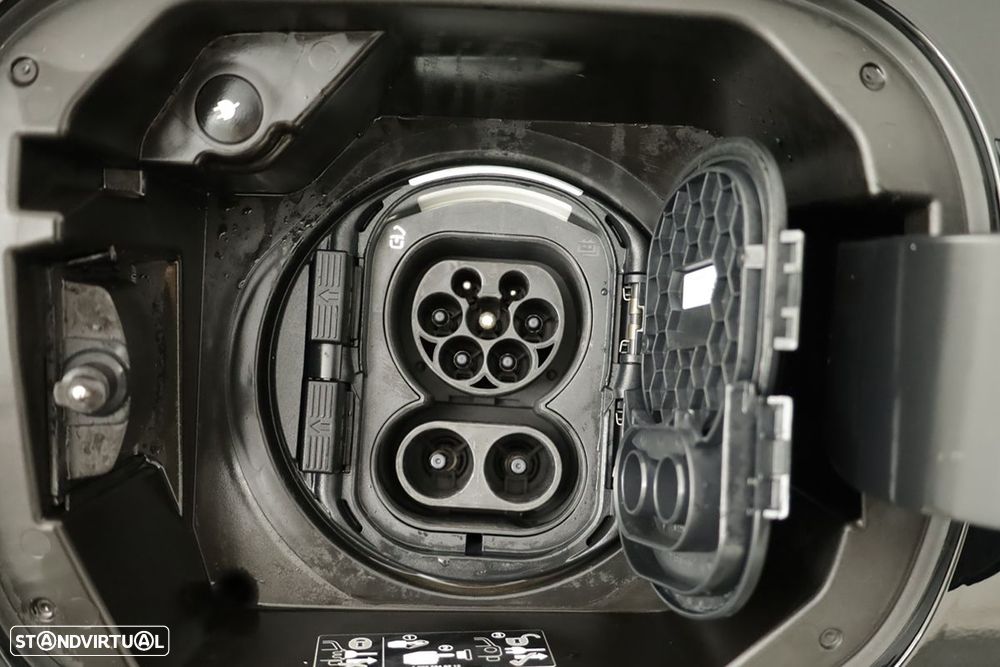 Mercedes-Benz EQA 250+ Edition - 7