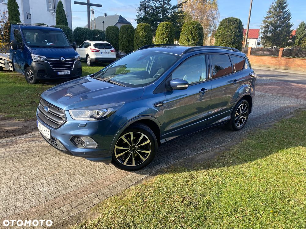 Ford Kuga 1.5 EcoBoost 2x4 ST-Line - 4