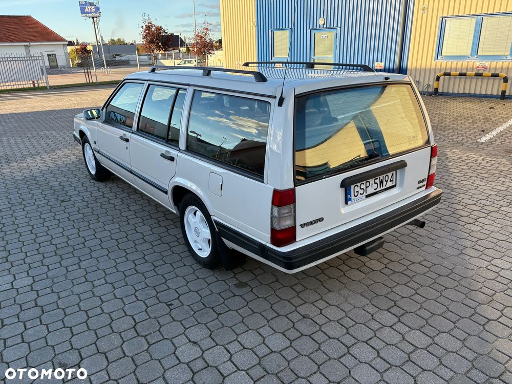 Volvo 945 - 6