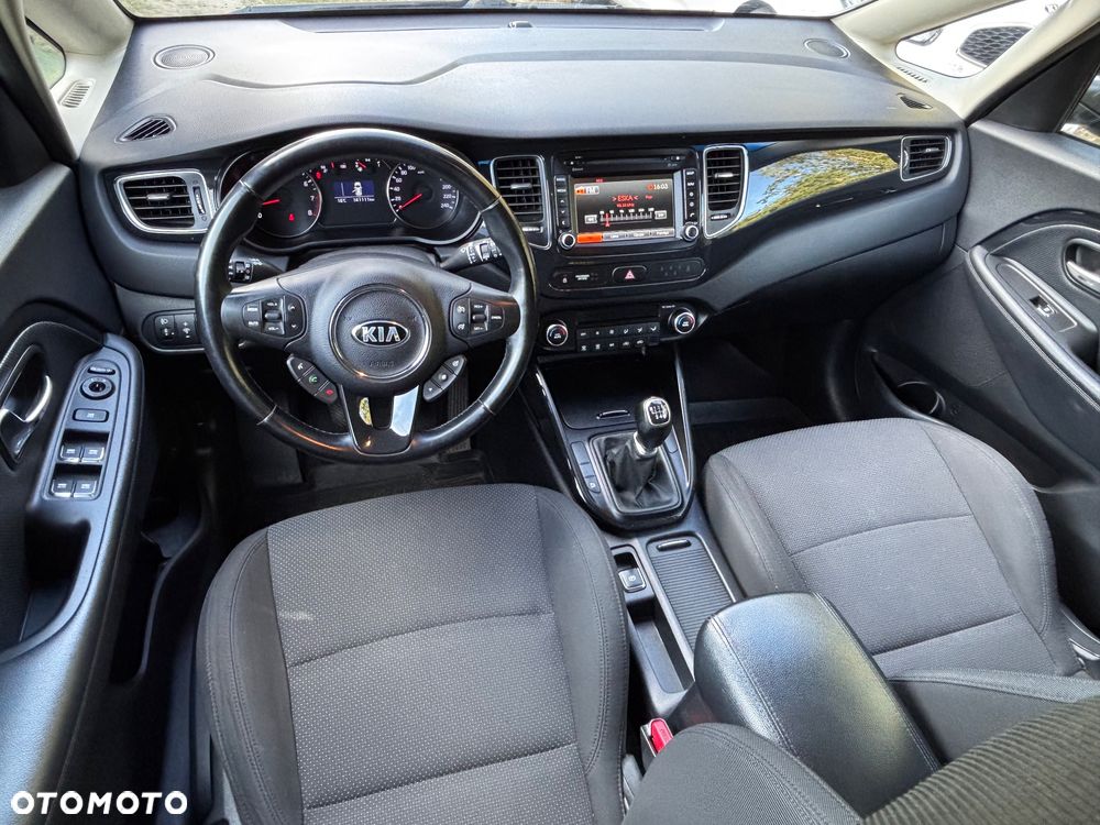 Kia Carens 1.6 GDI Edition 7 - 8