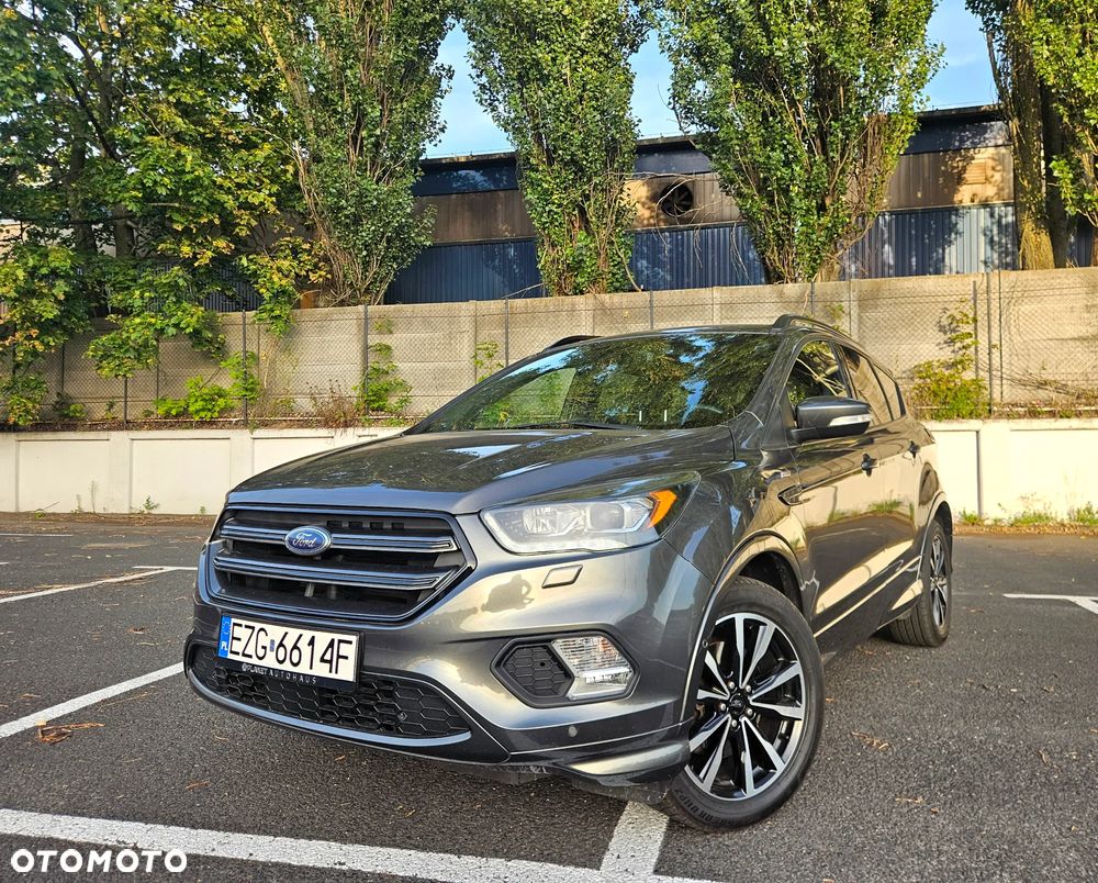 Ford Kuga 2.0 TDCi 2x4 ST-Line - 2