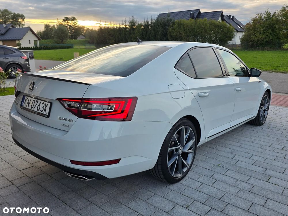 Skoda Superb 2.0 TSI 4x4 Sportline DSG - 5