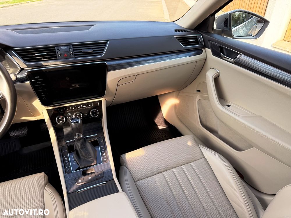 Skoda Superb 2.0 TSI 4X4 DSG Sportline - 14