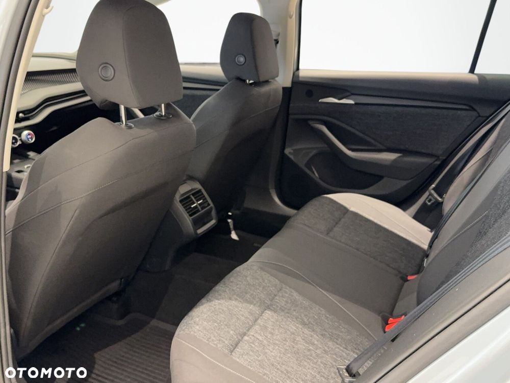 Skoda Superb - 14