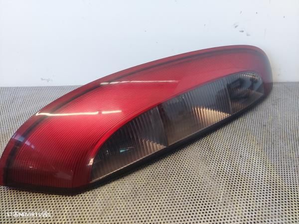Farolim Dto Opel Corsa C Caixa (X01) - 2