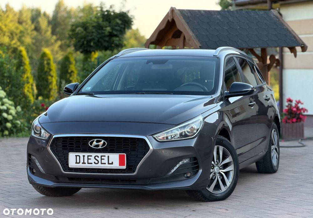 Hyundai i30 1.6 D Comfort - 10