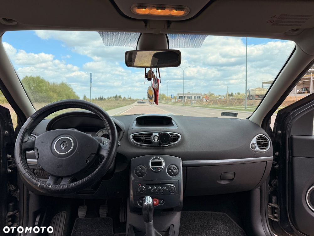 Renault Clio 1.5 dCi Dynamique - 17