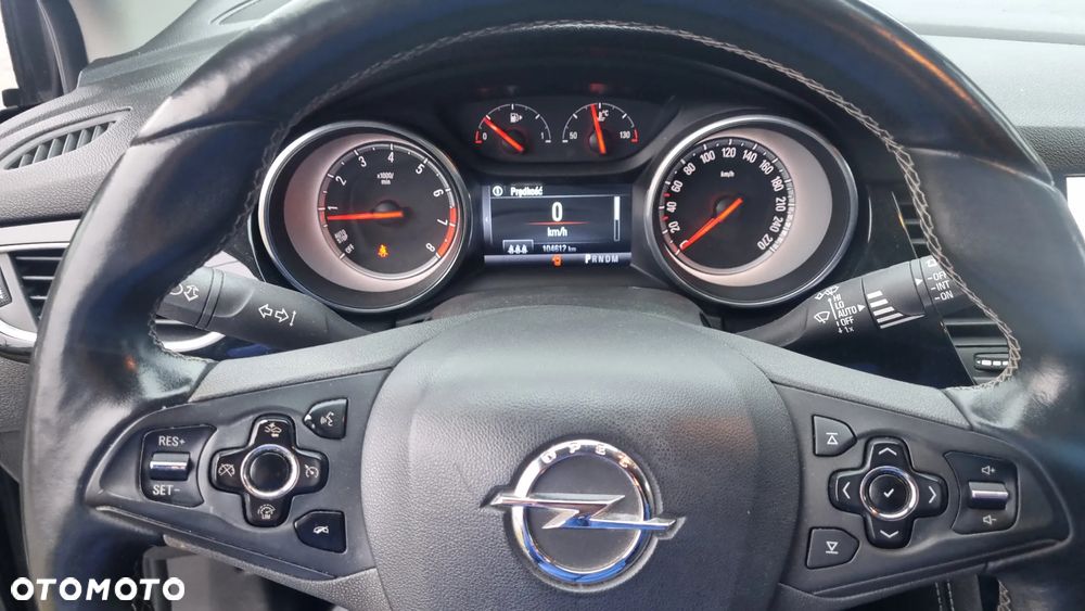 Opel Astra 1.6 T Elite S&S - 7