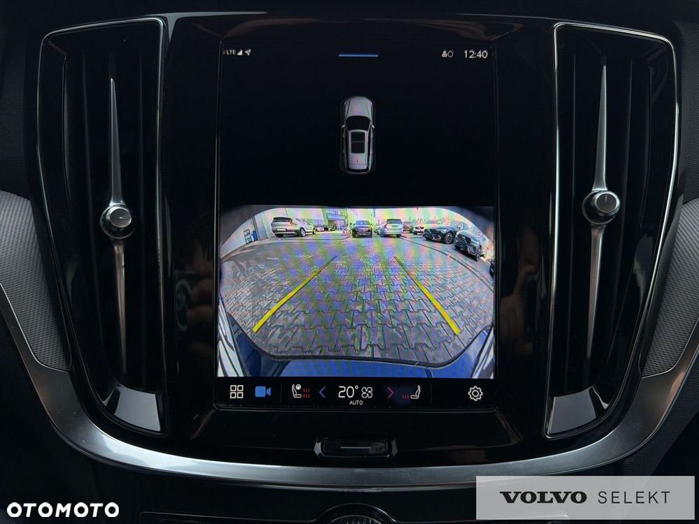 Volvo V60 Cross Country - 23