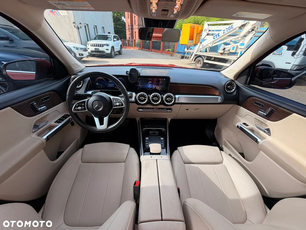 Mercedes-Benz GLB 250 8G-DCT Progressive - 24