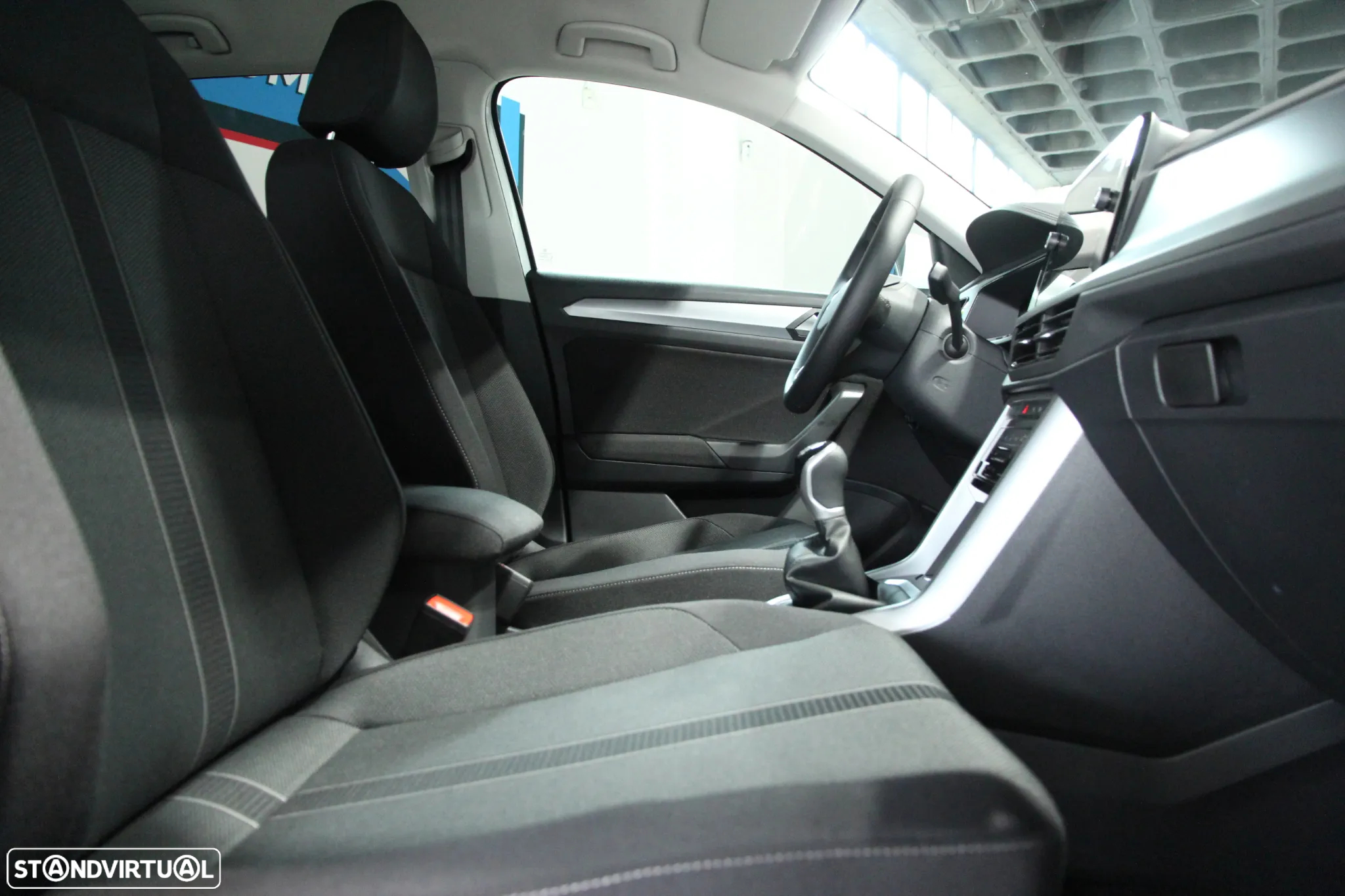 VW T-Roc 1.0 TSI Urban - 7