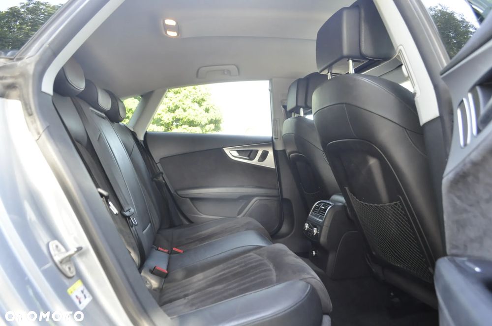 Audi A7 Sportback 3.0 TDI ultra S tronic - 9