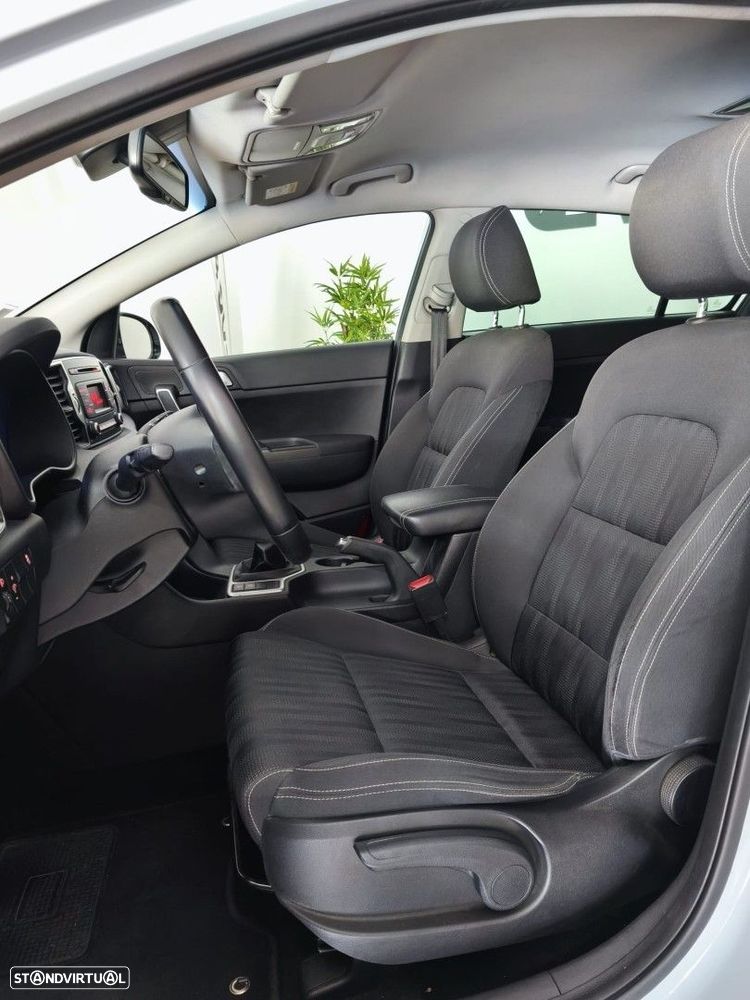 Kia Sportage 1.7 CRDi ISG TX - 19