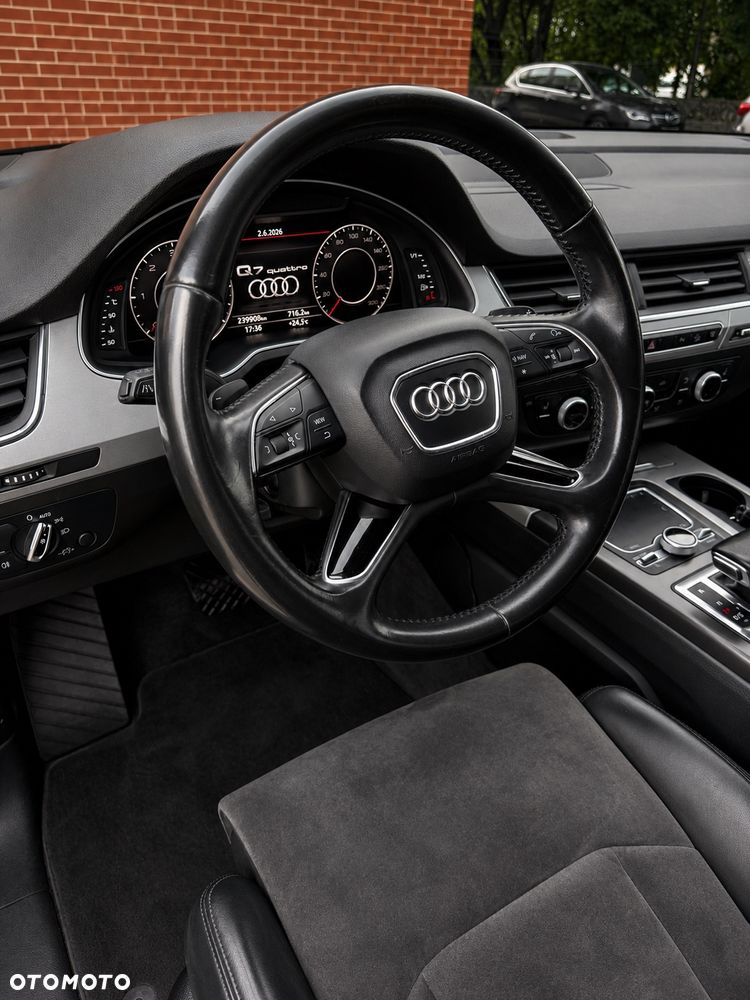 Audi Q7 - 3