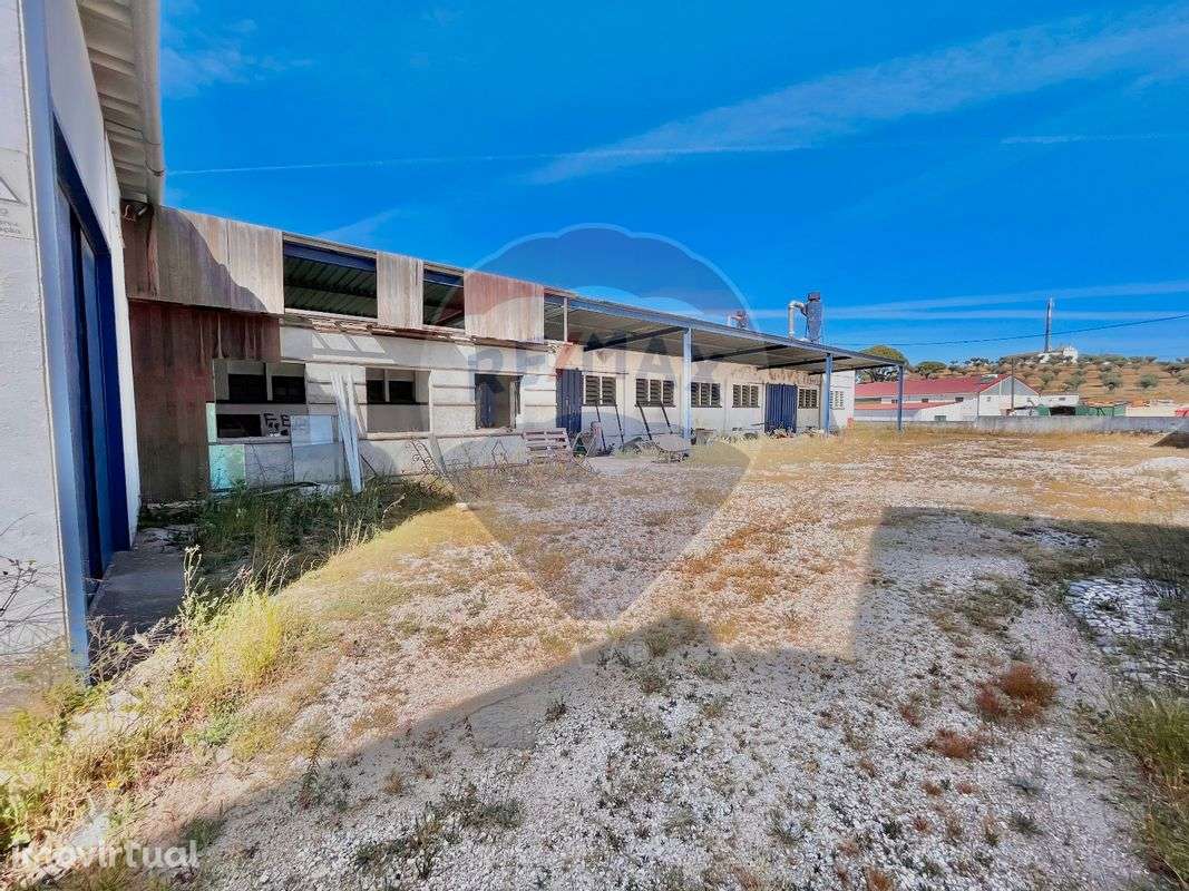 Armazém  para venda - Grande imagem: 2/30