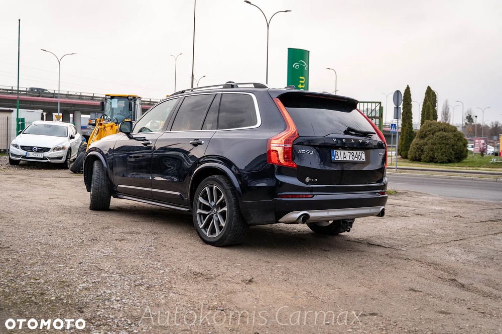 Volvo XC 90 T5 AWD Geartronic Momentum - 10