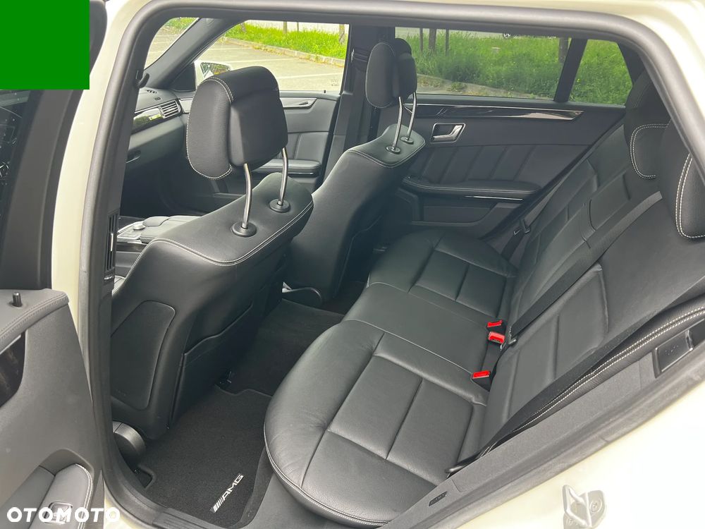 Mercedes-Benz Klasa E 500 BlueEFFICIENCY 7G-TRONIC Avantgarde - 26