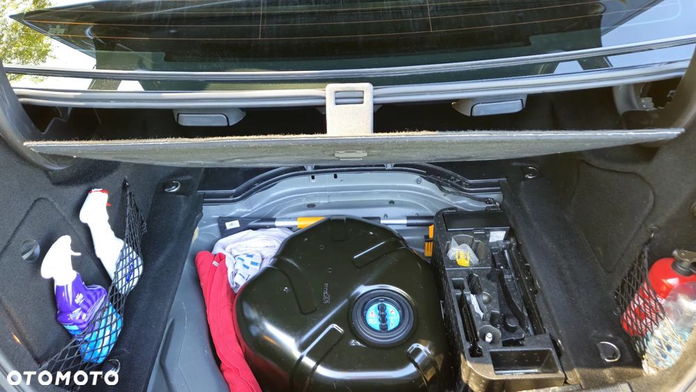 Mercedes-Benz Klasa E 350 BlueTec Avantgarde - 25