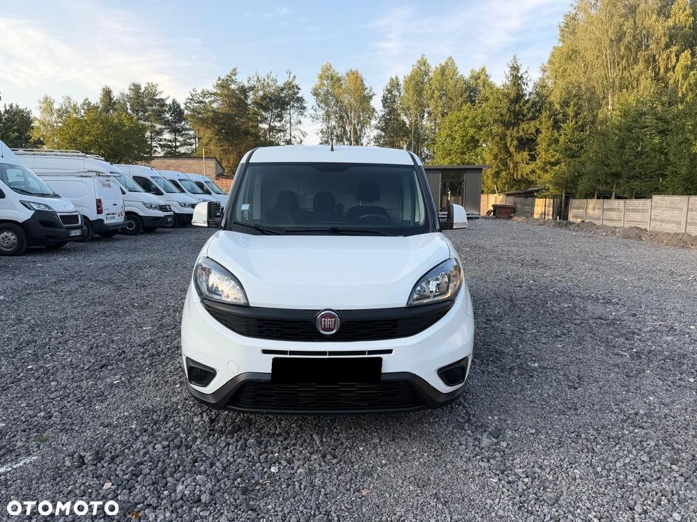 Fiat DOBLO / 1.6D / FV23% / NAJBOGATSZA WERSJA / 3 OSOBOWY / NAVI / CARPLAY - 3