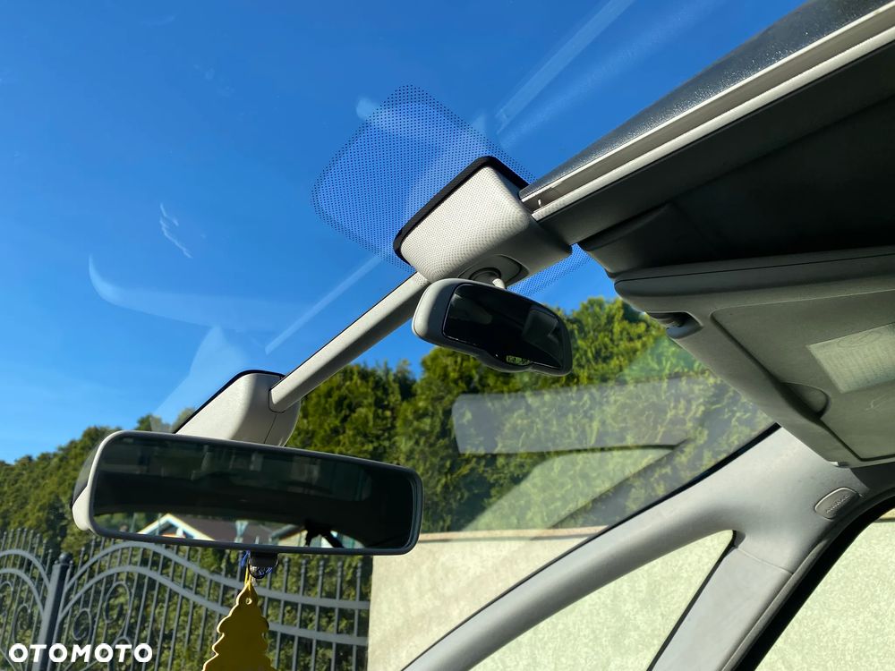 Citroën C4 Picasso 1.8 16V Confort - 19