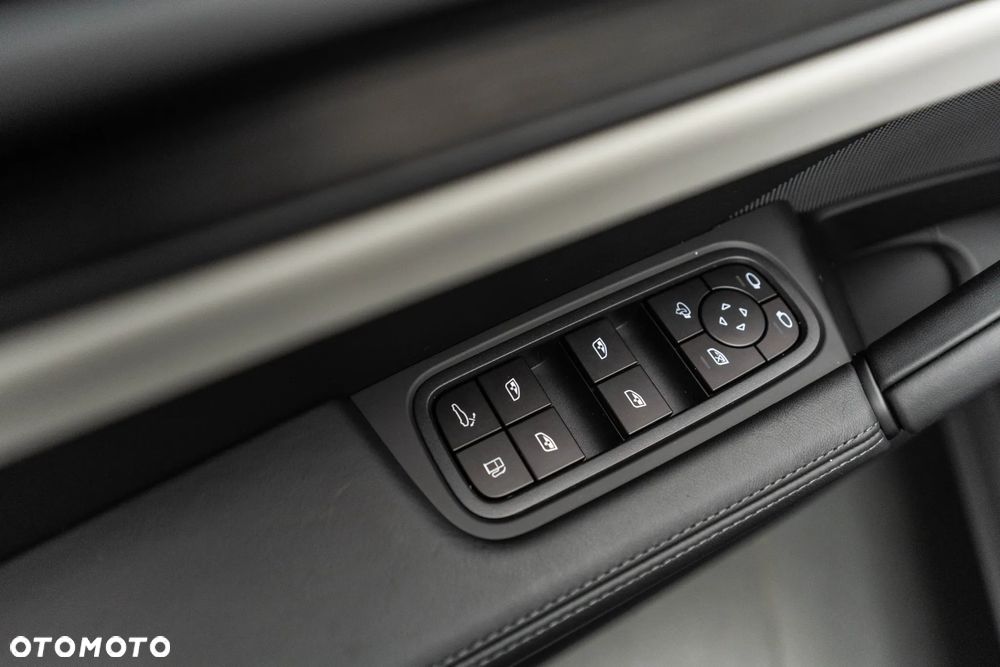 Porsche Cayenne E-Hybrid PHEV - 23