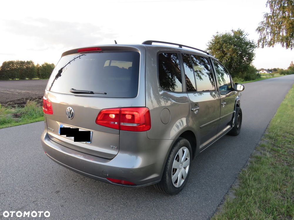 Volkswagen Touran 1.6 TDI DPF BlueMot Comfortline - 4