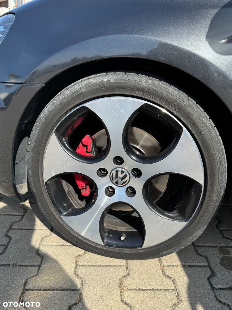 Volkswagen Golf 2.0 GTI DSG - 18