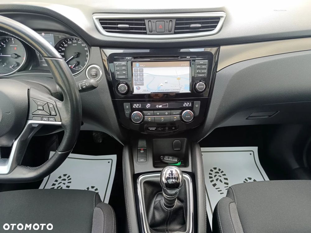 Nissan Qashqai 1.6 dCi DPF Start/Stop tekna - 31