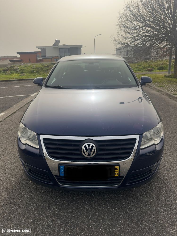 VW Passat 2.0 TDI Confortline - 1