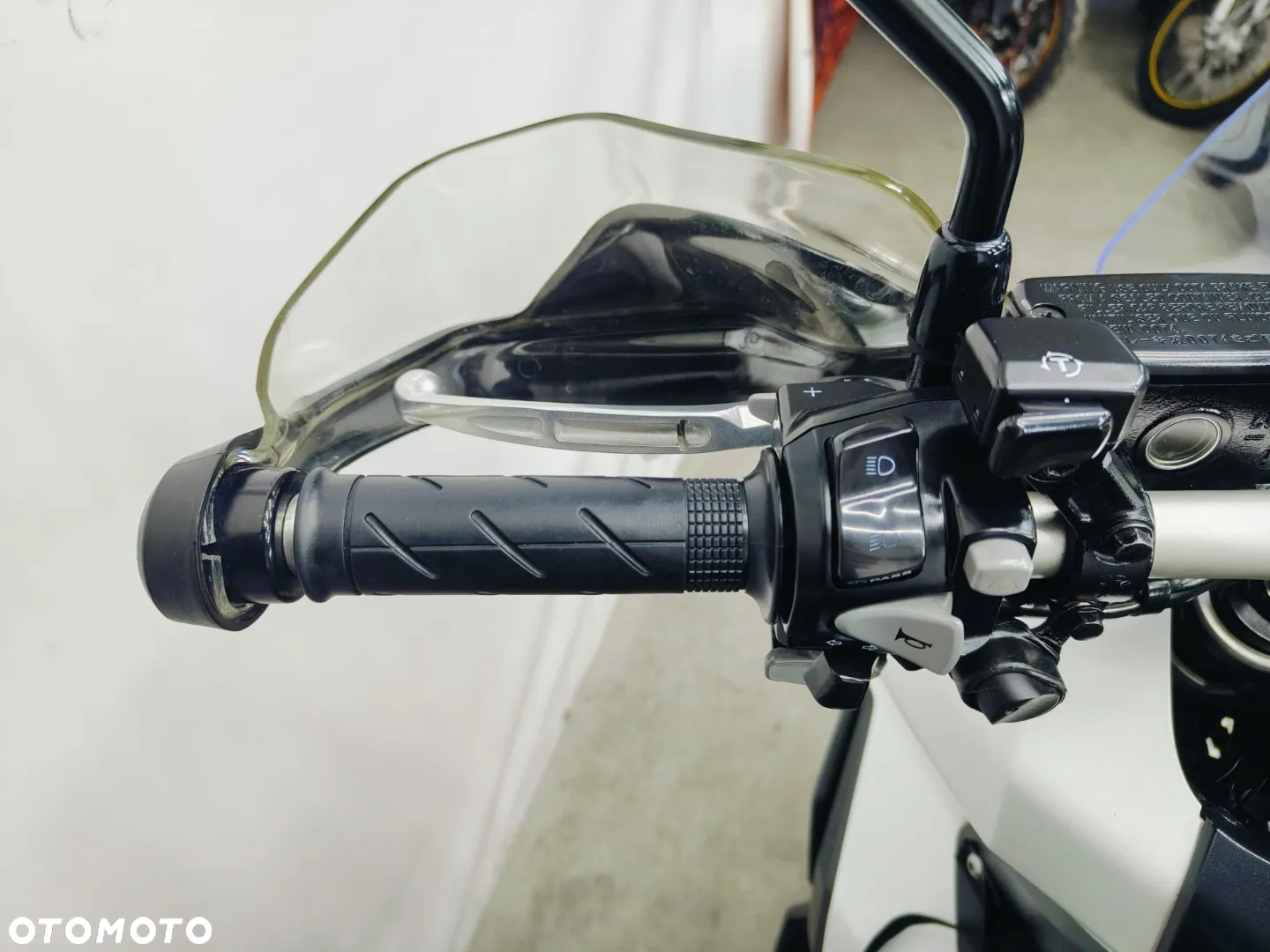 Honda X-ADV - 12