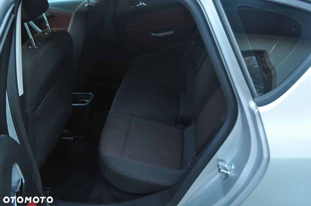 Opel Astra 1.6 Cosmo - 21